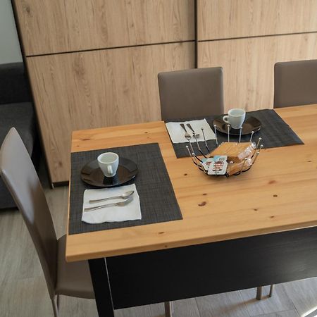 Apartment Milan Near Metro-M5 Exteriör bild