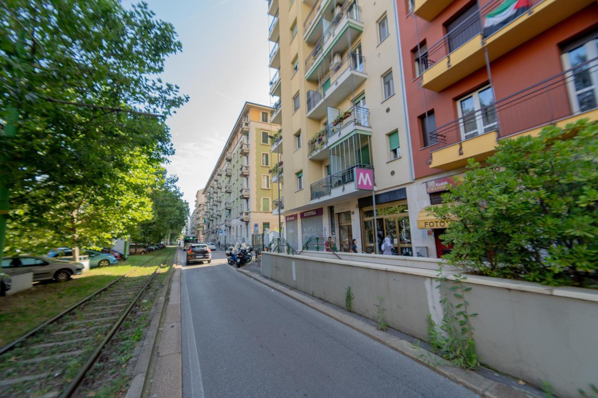Apartment Milan Near Metro-M5 Exteriör bild