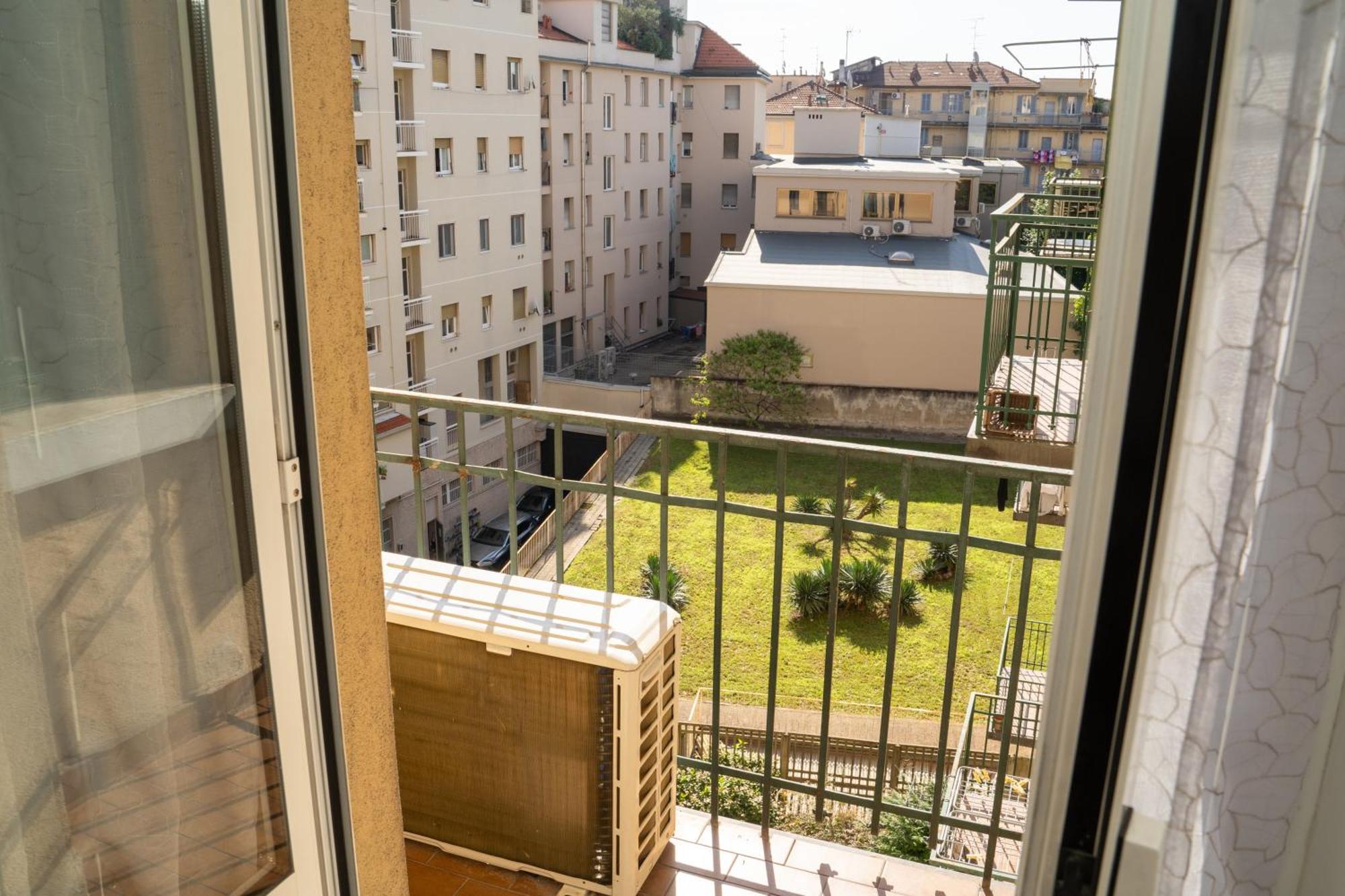 Apartment Milan Near Metro-M5 Exteriör bild